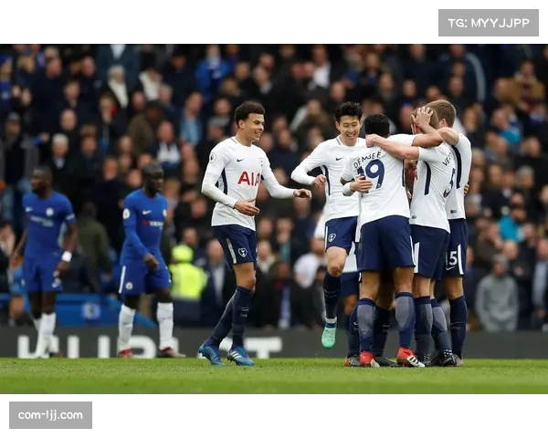 绝平与反绝平:热刺曼联对决再现神剧情,拉门斯多次救主 绝平与反绝平:热刺曼联对决再现神剧情,拉门斯多次救主