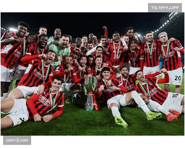 三中卫体系回潮:意甲成为352与343阵型的试验田 三中卫体系回潮:意甲成为352与343阵型的试验田